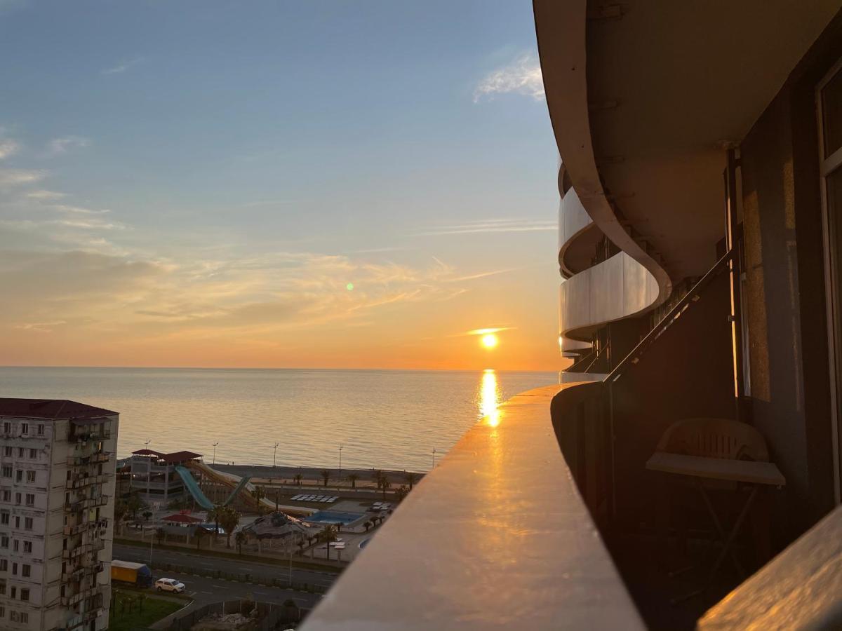 Orbi Residence Sea View Batumi Esterno foto